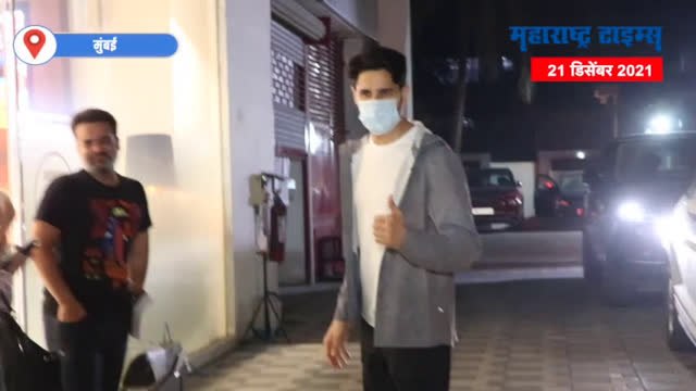 Mumbai : अभिनेता सिद्धार्थ मल्होत्रा आणि अनुराग बसू टी-सीरीजबाहेर स्पॉट