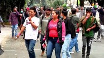 México: Caravana de migrantes exige celeridad en trámites al Instituto Nacional de Migración