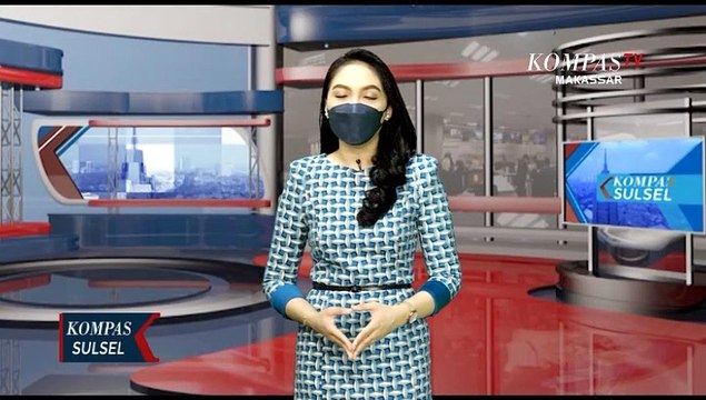 Petugas Cek Penerapan Prokes Di Gereja Jelang Natal