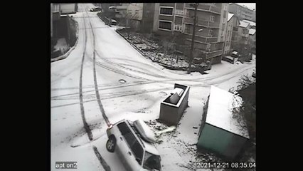 ZONGULDAK'TA KAR YAĞIŞI HAYATI OLUMSUZ ETKİLEDİ