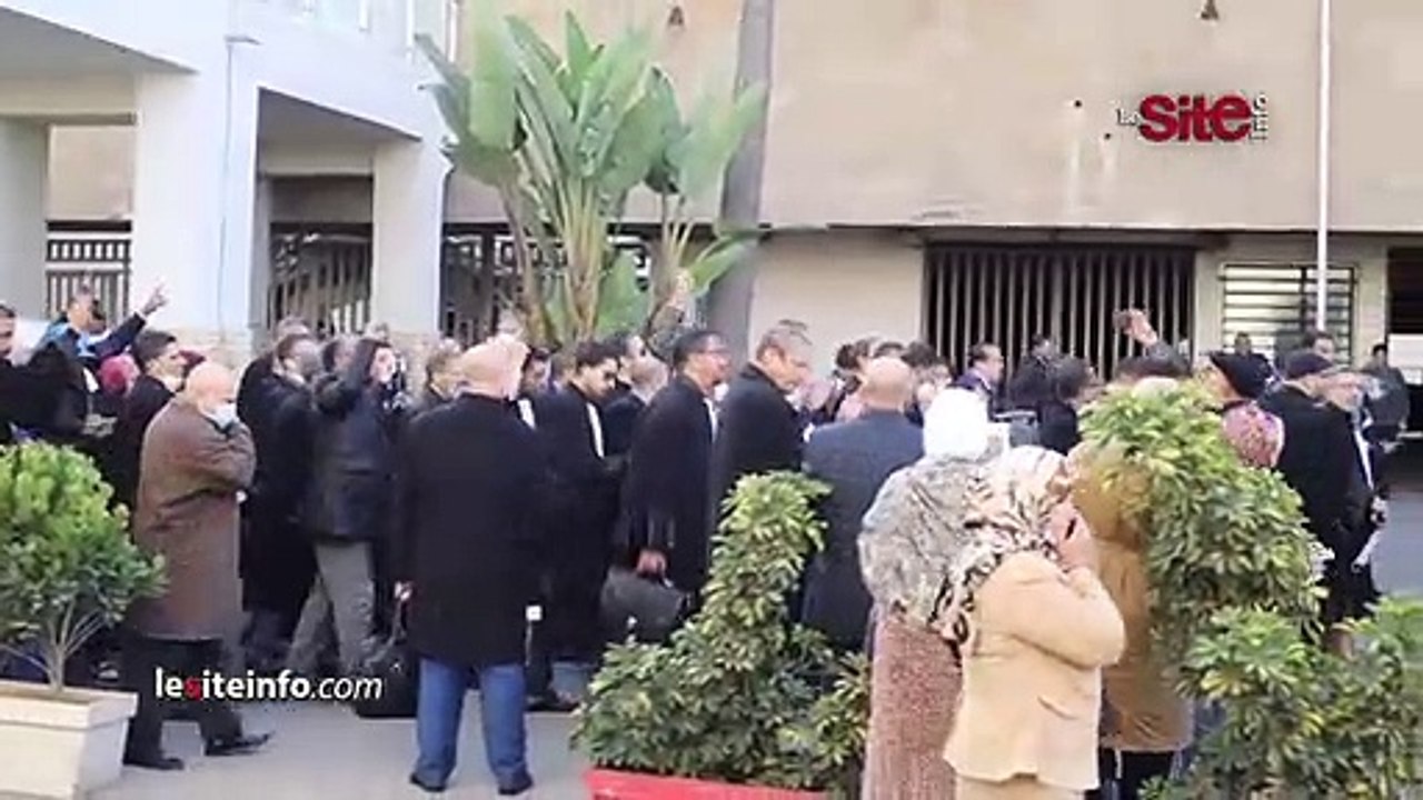 محامون بالبيضاء يحتجون على قرار فرض جواز التلقيح للولوج إلى المحاكم