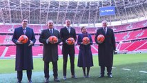Son dakika haberi | Bakan Çavuşoğlu, Puskas Arena'da mevkidaşlarıyla futbol oynadı