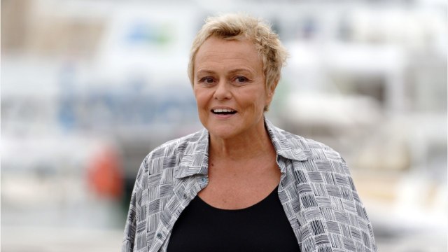 FEMME ACTUELLE - Muriel Robin victime d’homophobie : On ne fait pas tourner les gens homosexuels , le triste témoignage de l’humoriste