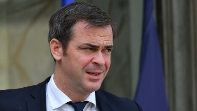 FEMME ACTUELLE - Le pass vaccinal est une forme déguisée d'obligation vaccinale : cette phrase d'Olivier Véran qui crée la controverse