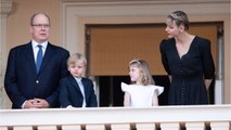 FEMME ACTUELLE - Charlene de Monaco : l'étonnante réaction de son père lors de l'annonce de ses fiançailles avec le Prince Albert II