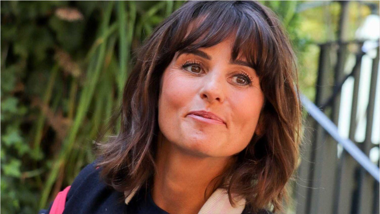 FEMME ACTUELLE - Faustine Bollaert : ses confidences sur ses petites habitudes avec sa famille