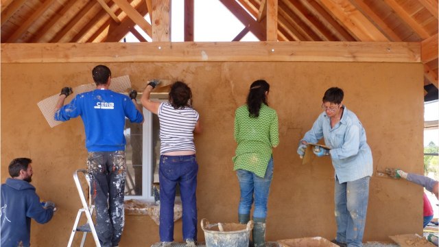 FEMME ACTUELLE - Ecovillages, écoquartiers: ces lieux de vie solidaires et durables