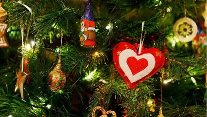 FEMME ACTUELLE - Prime de Noël 2021 : tout savoir sur l’aide de fin d’année