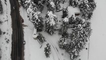 (Drone) Yüksek kesimlerde kar kalınlığı 30 santimetreye ulaştı