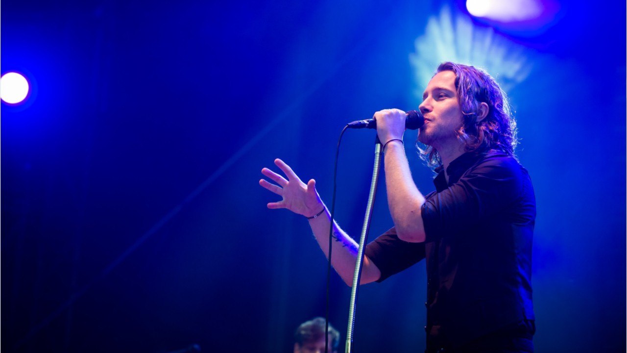 FEMME ACTUELLE - Julien Doré, papa ? Le chanteur fait une révélation inattendue !