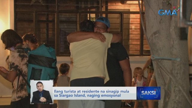Ilang turista at residente na sinagip mula sa Siargao Island, naging emosyonal | Saksi