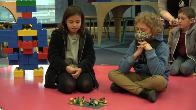 Filles et garçons en littérature jeunesse, héroïnes et héros de l'égalité