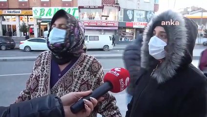 İstanbul’da, dar gelirli vatandaşlar, ucuz ekmek alabilmek için gün ağarmadan Halk Ekmek büfeleri önünde kuyruğa giriyor