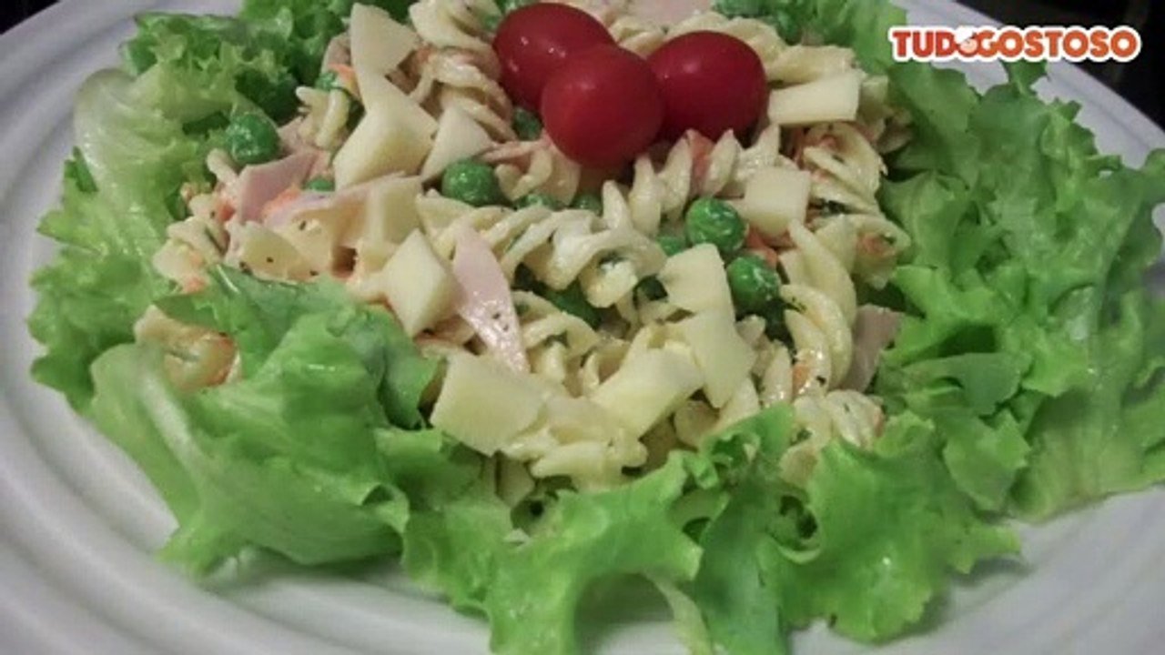 Macarrão com maionese