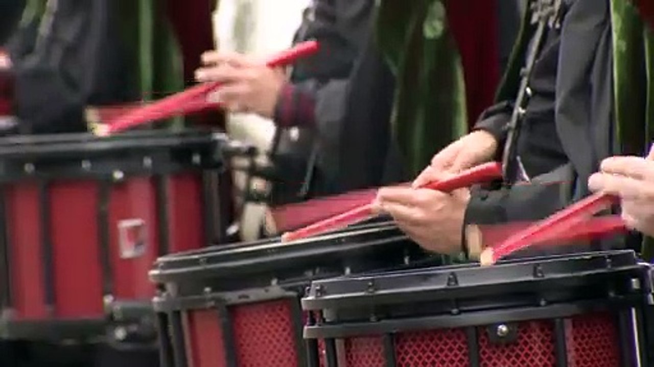 König Felipe fährt mit 350 km/h von Madrid nach Galizien