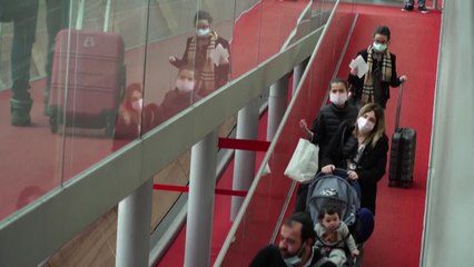 Omicron fa impennare la curva dei casi,137 morti