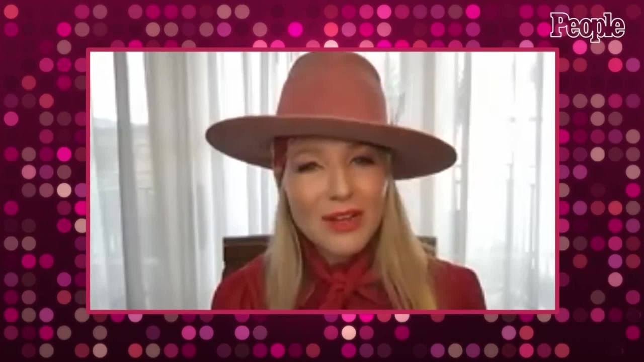 Jewel Jokes That Her Family in Alaska Probably Still Doesn't Know She Won The Masked Singer