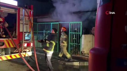 600 yıllık türbenin bitişiğindeki evde korkutan yangın
