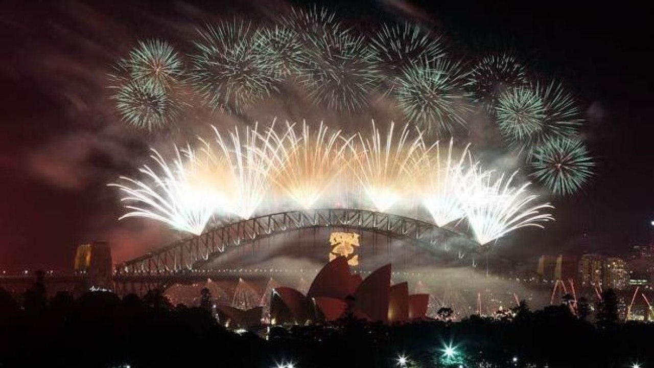 Omicron may affect New Year holidays, Center issue advisory