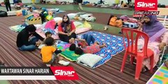 Tinjauan mangsa banjir yang ditempatkan di pusat pemindahan sementara (PPS) Stadium Tertutup Kuala Selangor