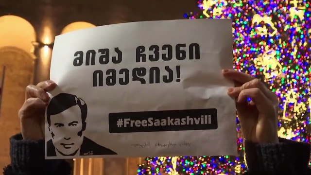 Сторонники Саакашвили собираются голодать до его освобождения