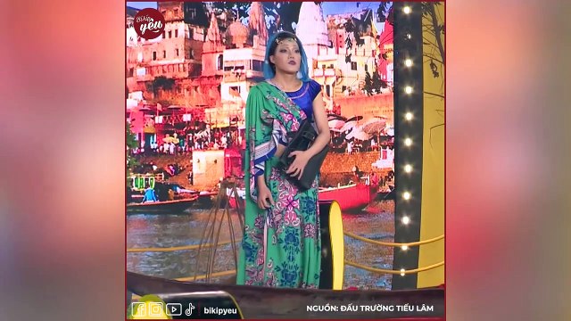 Duy Khương bán bún bò trong Gia Đình Cục Súc vướng nhiều tin đồn giới tính, nay hạnh phúc bên vợ con