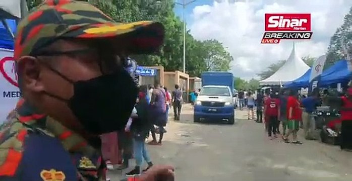 Tinjauan sekitar kawasan perumahan di Taman Sri Muda, Seksyen 25, Shah Alam