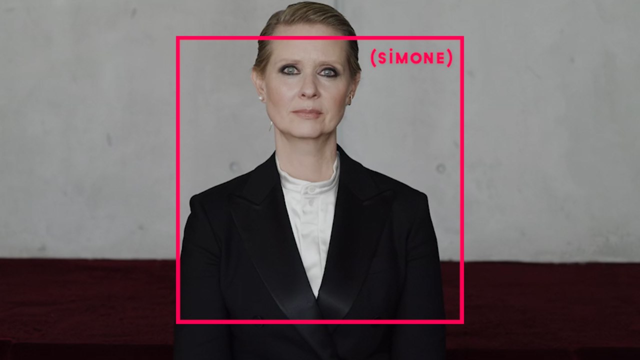 SIMONE : « Ta jupe est trop courte. Ne sois pas si provocante. Souris davantage. »