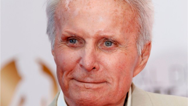 FEMME ACTUELLE - Mort de Robert Conrad, star des Mystères de l'ouest : l’acteur laisse derrière lui 8 enfants et 18 petits enfants
