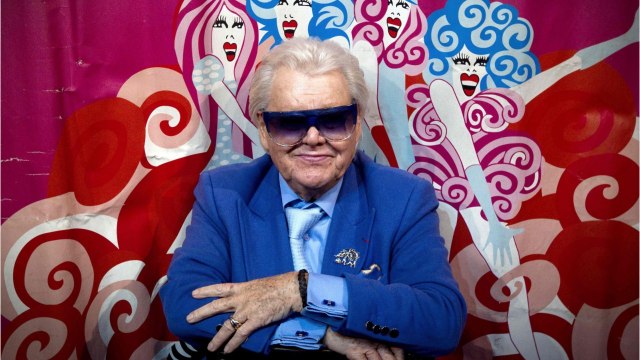 FEMME ACTUELLE - Mort de Michou : ce jour où il a refusé une proposition alléchante pour son cabaret