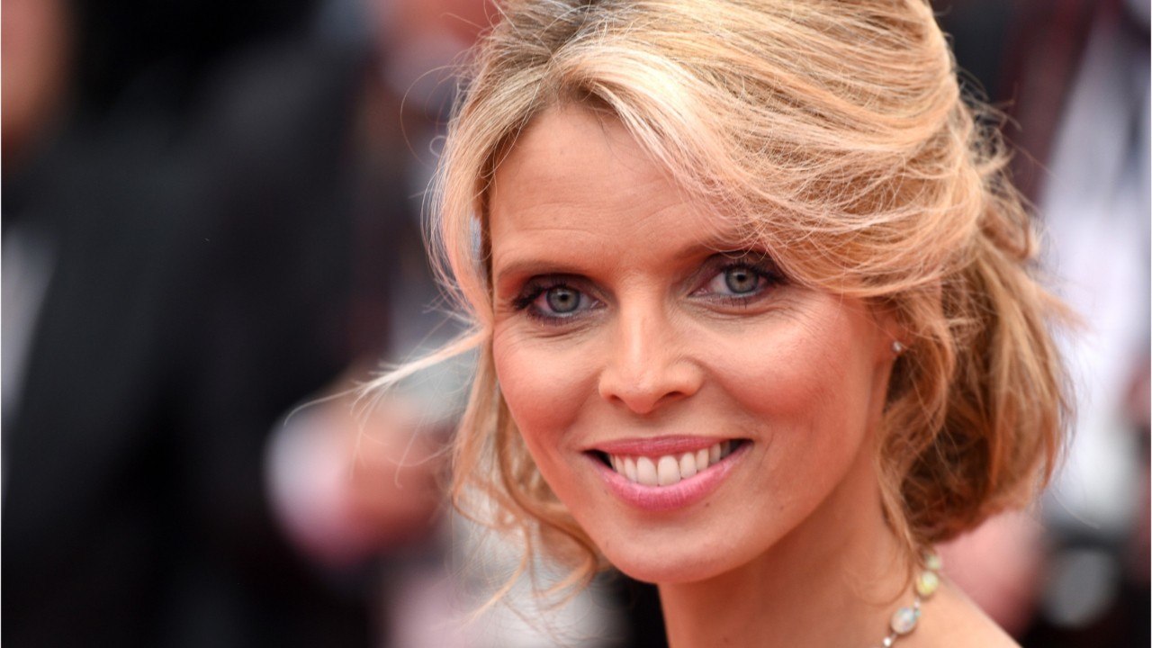 FEMME ACTUELLE - Miss France 2020 : Sylvie Tellier se confie (enfin) sur l’élimination polémique de Miss Nord-Pas-de-Calais, Florentine Somers