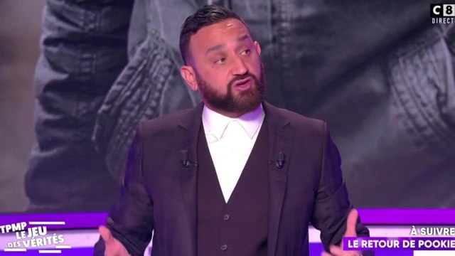 FEMME ACTUELLE - “Touche pas à mon poste” : énorme clash sur le plateau à propos du salaire des chroniqueurs