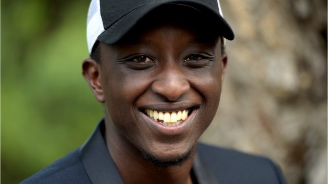 FEMME ACTUELLE - Photo - Ahmed Sylla dévoile son corps aminci et très musclé, Karine Le Marchand impressionnée