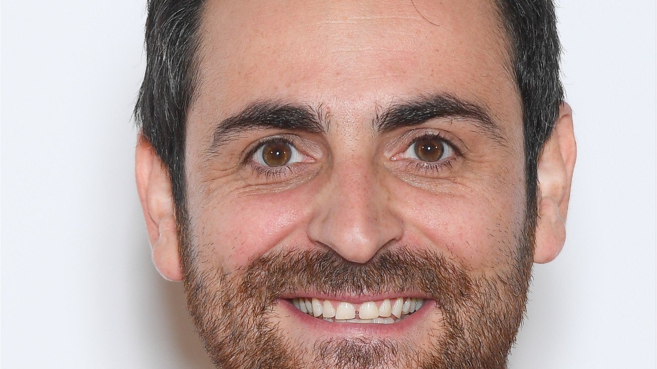 FEMME ACTUELLE - Camille Combal pousse un coup de gueule contre les paparazzis et dévoile ses projets