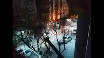 Kavga ettiği arkadaşını polis gözaltına alırken tabancayla vurarak öldürdü