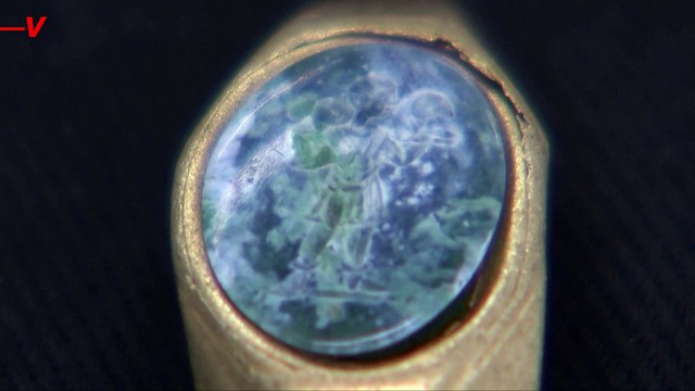 Christian Ring Discovered in Centuries-old Shipwreck off the Coast of Israel