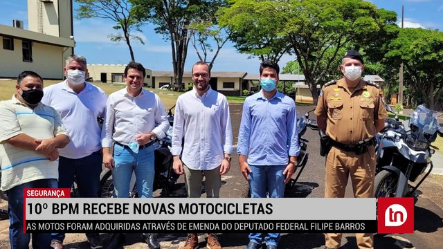 Deputado Filipe Barros entrega 5 motos para PM de Apucarana