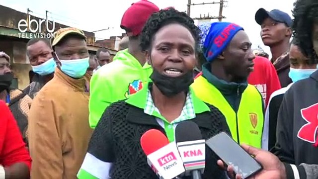 Wakaazi Wa Ichagaki Kaunti Ya Murang’a Wateta Wenye Vilabu Watupa Chupa Za Pombe Barabarani