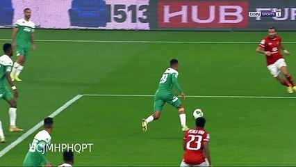 لمسة يد لاعب الرجاء