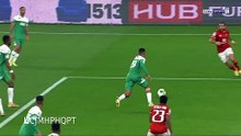 لمسة يد لاعب الرجاء