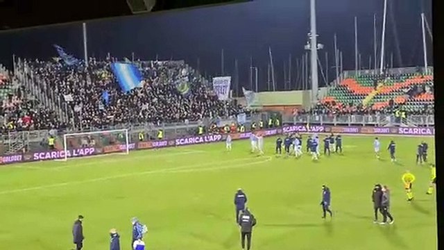 LAZIO SOTTO LA CURVA AL TERMINE DI VENEZIA-LAZIO 1-3