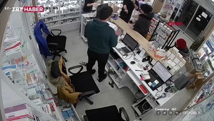 Ankara'da eczane çalışanlarına saldırı kamerada