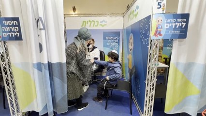 下载视频: Israel apuesta por la cuarta dosis para hacer frente a la variante ómicron