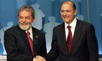 Aproximação de Lula à Alckmin é estratégia de diálogo com outras siglas, diz comentarista político