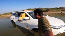 Don't Drive Fortuner Car In Water - 5 लाख का नुकसान हो गया