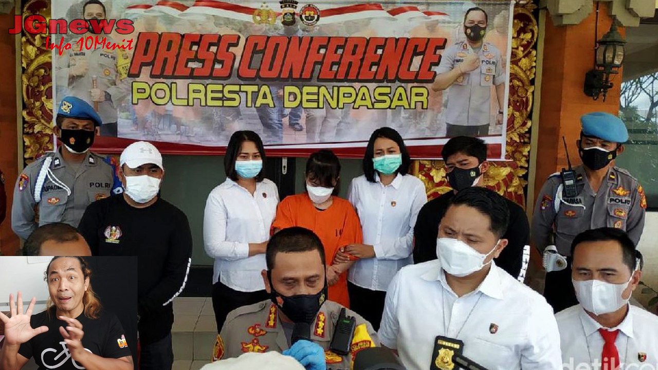 Sering Bugil di Medsos Selebgram ini Raup 50juta Sebulan