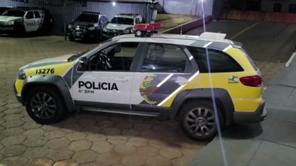 Por dívida de R$ 25, vizinho esfaqueia gestante e quebra o maxilar e a costela do marido dela; autor foi preso pela PM