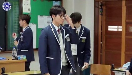 dino laugh moment in going seventeen(bestfriend)