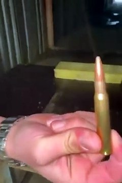 Eric Zemmour condamne une vidéo de ses sympathisants simulant des tirs sur Emmanuel Macron et des élus Insoumis, et pour laquelle une enquête a été ouverte