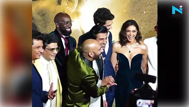 Deepika Padukone and Ranveer pose on red carpet with their families at 83 screening